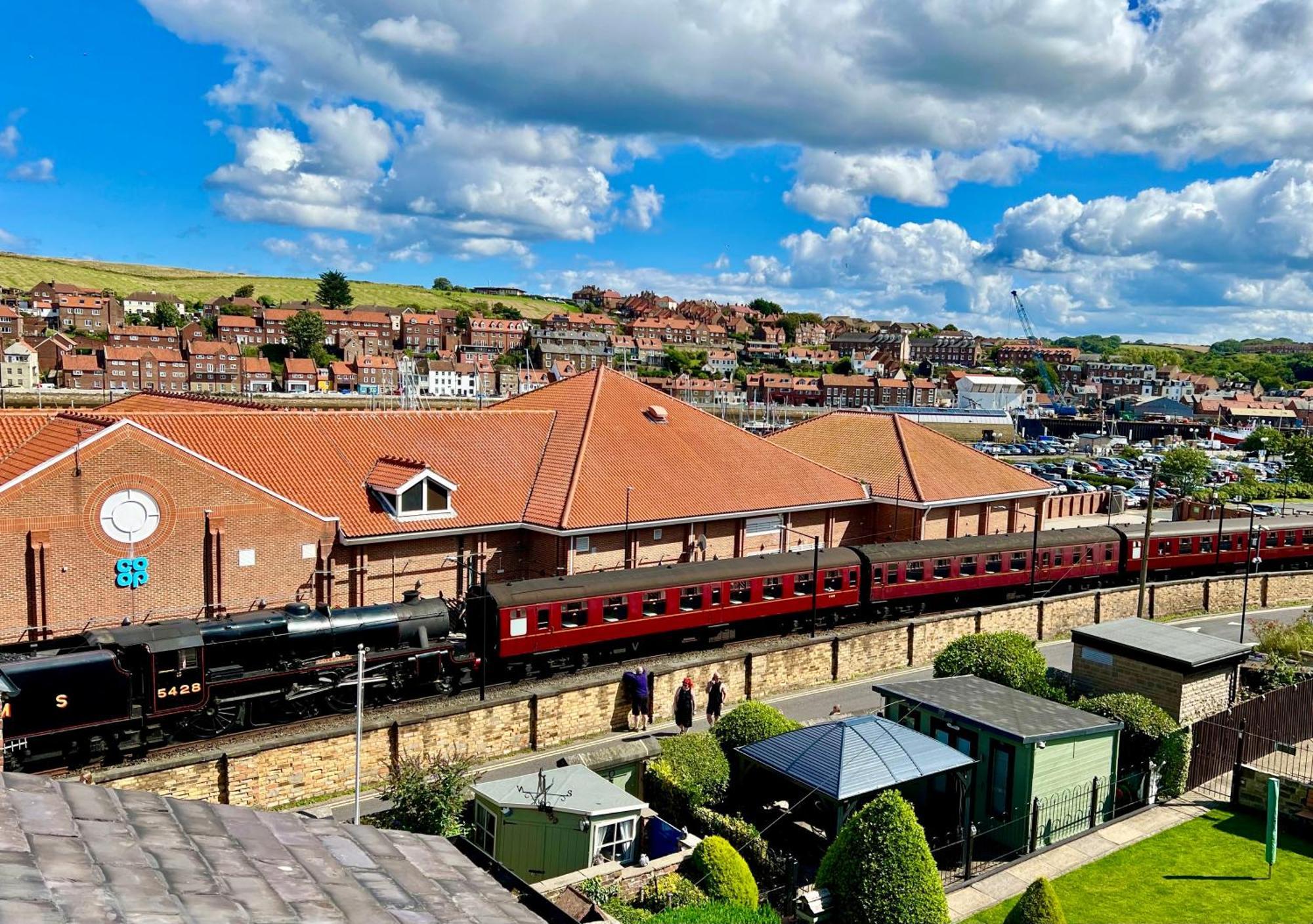 The Mainstay Luxury Boutique Rooms With Private Parking Whitby Eksteriør billede